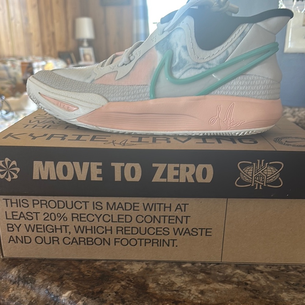 Nike Kyrie Low 5 Basketball Shoes